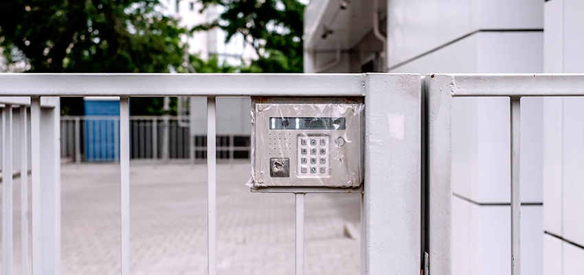Gate Locks For Metal Gates in Monterey, California